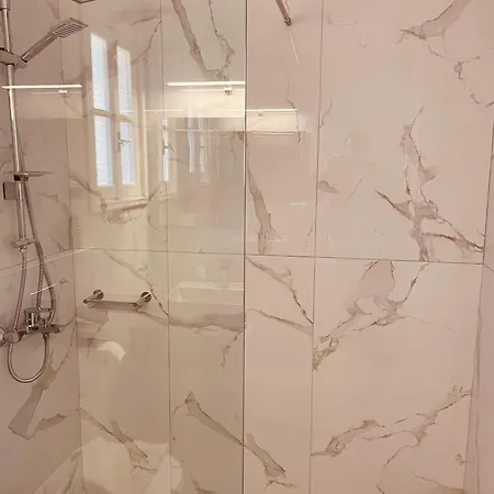Appartamento Kassiopi Apartment *